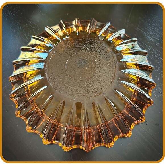Vintage Fostoria Honey Amber Glass Ashtray or Trinket Dish (no chips) Ribbed - Picture 2 of 2